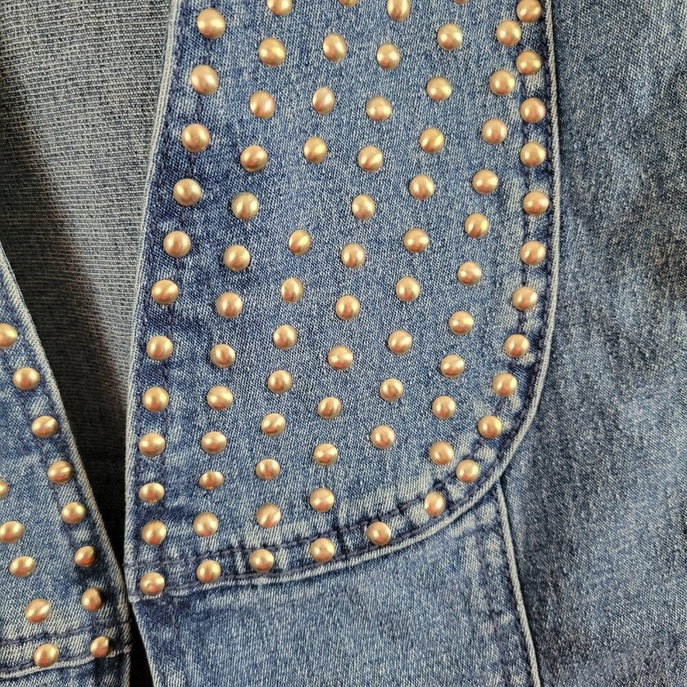 DG2 Diane Gilman Vest Denim embellished Grommets studs blue Medium Retro Y2K - Picture 4 of 10
